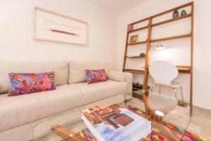 Modern 1-Bedroom Apartment in Exclusive Barrio Salamanca Ideal for 2, Near Golden mile , Goya I