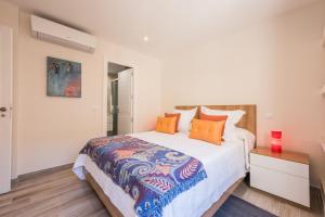 Modern 1-Bedroom Apartment in Exclusive Barrio Salamanca Ideal for 2, Near Golden mile , Goya I