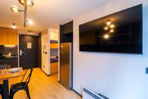 HOM I Gimnasio Piscina Temperada Sauna