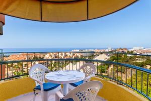 Suntower Arona - Seaviews & Pool - next to beach