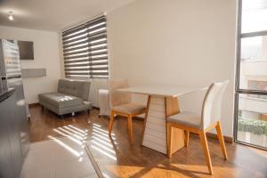 La vista mas bonita de sopocachi Amplio departamento de 1 dormitorio con terraza en el condominio con una hermosa vista