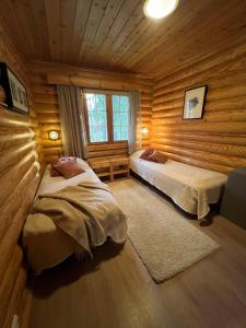 Charming Log Chalet, Ylläs, Wifi, 400m to restaurants