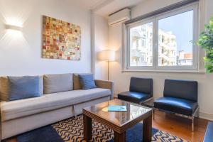 2BDR Apt with Full Kitchen on Avenida da Liberdade