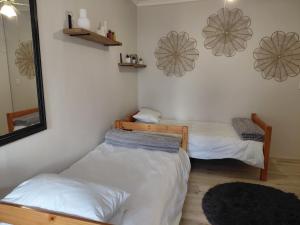 Cenikma Guest Suites - Family Room 1