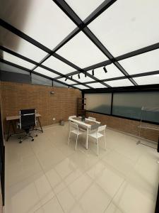 Benialt 94 Modern studio with a view in Chicó