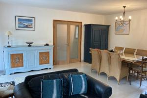 Spacious house with terrace - beach 8 minutes away