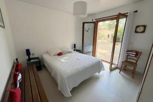 Spacious house with terrace - beach 8 minutes away