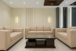 Travinities Hotel Avni Palace