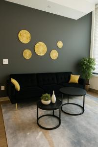 Luxe 2BR Apt Minutes to Dining and Culture