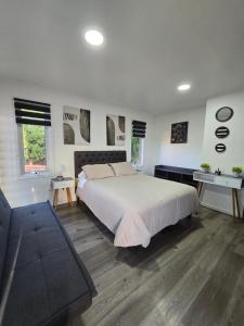 Casa con tinaja,Piscina y Quincho a 40 min de Con con