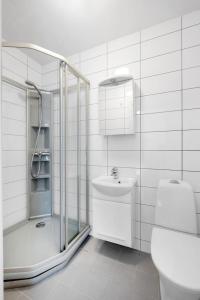 Arctic hilltop lodge - Room 5