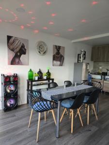 Casa con tinaja,Piscina y Quincho a 40 min de Con con