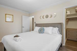 3-0 Stunning Third Floor Retreat Downtown Atlanta