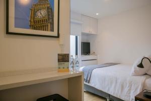 Seaside Studio 1BR near the Malecon in Miraflores