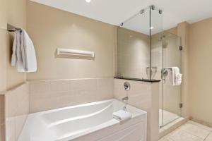 Honua Kai Konea 2 Free Rental Cars KBM Resorts Easy Pool Access 2 Units 4 Bedrooms ML-1955