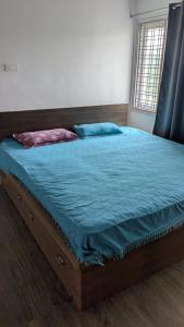 Non-AC Room in Cozy Homestay Villa near RGIA