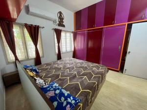 Non-AC Room in Cozy Homestay Villa near RGIA