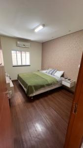 Casa com piscina e churrasqueira conforto e lazer garantido