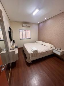 Casa com piscina e churrasqueira conforto e lazer garantido