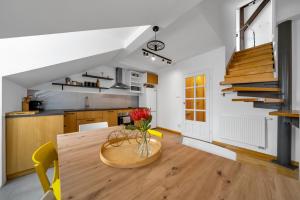 Fancy Bicycle Piwna Apartment by Solarento