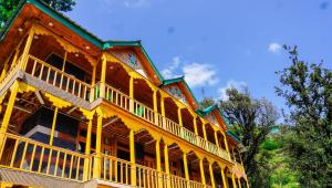 Himalayan Homestay Gadagusain