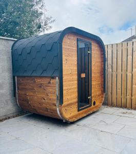 The Lodge - A Home Away From Home, With Private & Secluded Sauna access