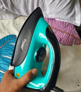 Ac Bed with breakfast In Thane ovale naka ghodbunder road only for Male