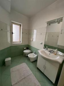 Peaceful, Cozy Apartment in a Central Neighborhood