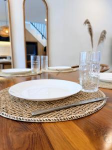 Villa Celestia - Modern Bali Charm near the beach