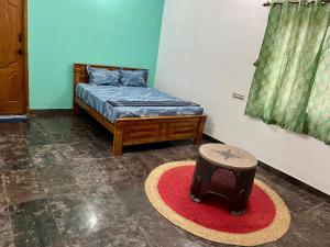 2Bhk White House Near Isha By Shivalaya Stays