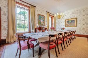 8 Bed in Tresillian oc-t32986