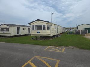 The Retreat Lido Beach - Lido Beach Prestatyn - Ubytování bez kategorie ve městě Prestatyn