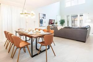 Magical 5BR Home Pool & Themed Rooms near Disney