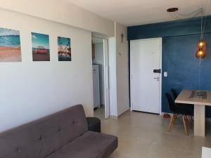 Apartamento 02 quartos completo, BEIRA-MAR com piscina