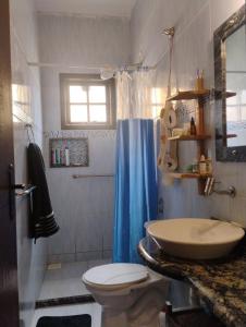 House with one bedroom and backyard