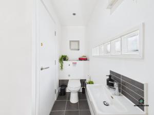 Knowledge Quarter - Near Uni and Lime St - 2 En Suite, 1 WC