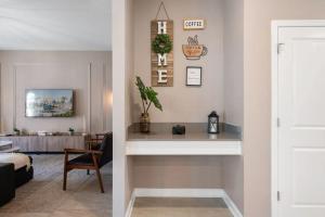 Luxo e Diversão: Casa 6 Quartos no Champions Gate