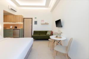 AthenianNest by Asomatwn