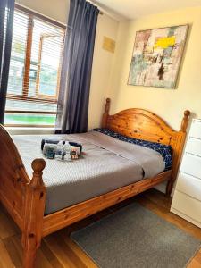 lovely bedroom in Newbridge