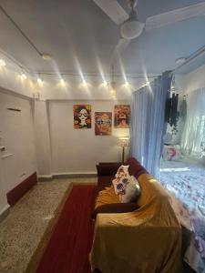 Retro Bandra - Cozy Comfort in a Heritage Village