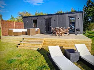 Lakefront cabin on Skånes largest island