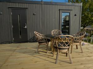 Lakefront cabin on Skånes largest island