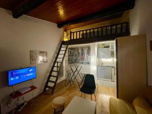 Coeur du Marais-Rue des Rosiers