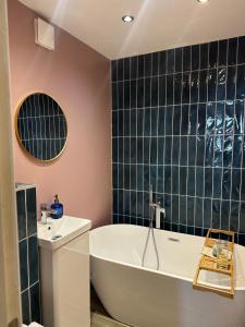 Beautiful Mews house just off Marylebone High St