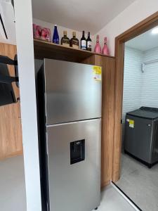 apto con jacuzzi y aire acondicionado cerca laureles