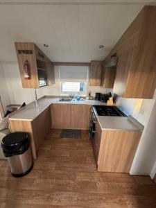 Lyons robin hood caravan Rhyl SBW 26