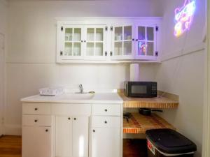 Central & Stylish Miami Getaway