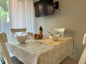 Les Soleillades - T2 cosy pour 4 pers - Piscine, parking privé, à 100m de la plage - LaConciergerieByNina