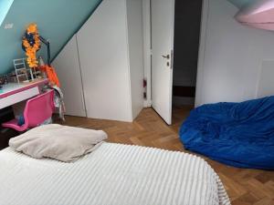 Stay in maison de metre in Etterbeek