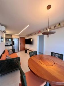 Apto completo em Cabedelo, proximo a João Pessoa com 2 quartos, cozinha completa e ar condicionado e varanda Gourmet